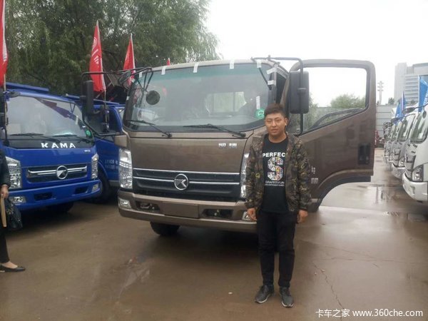 恭贺李师傅提土豪金一台