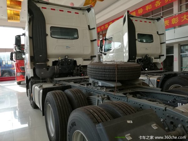 直降2万 杭州重汽豪沃T7H牵引车促销中