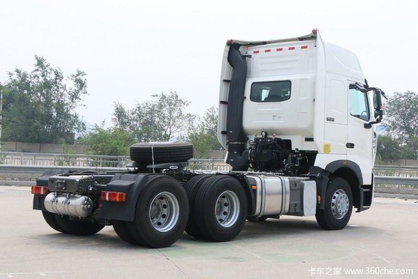 让利促销 石家庄重汽豪沃T7H牵引车37万