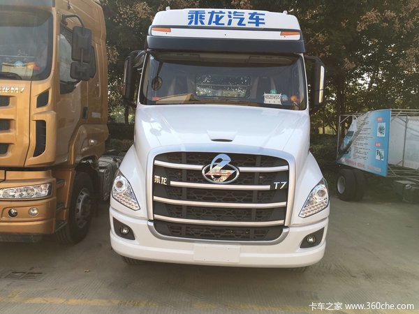 新车到店 宿迁乘龙T7牵引车仅售36.8万