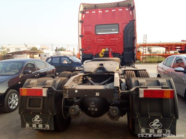 冲刺销量 茂名乘龙H7牵引车售33.3万元