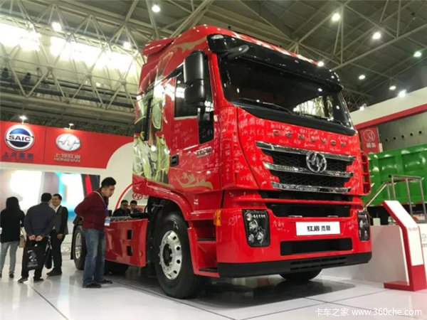 c13 发动机燃油消耗率最低达185g/kw.