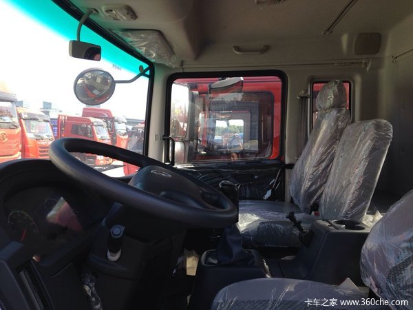 双11钜惠无锡东风多利卡d9底盘13.5万