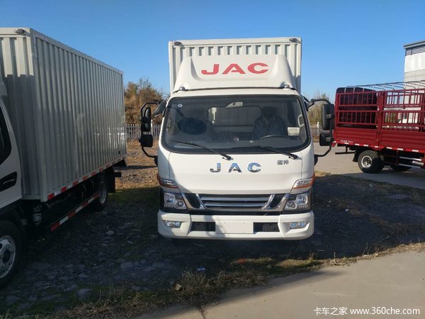 城际快运省油跑得快容积大——骏铃V6
