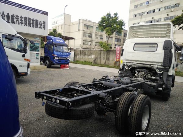 仅售10.88万元 深圳骏铃V6载货车促销中