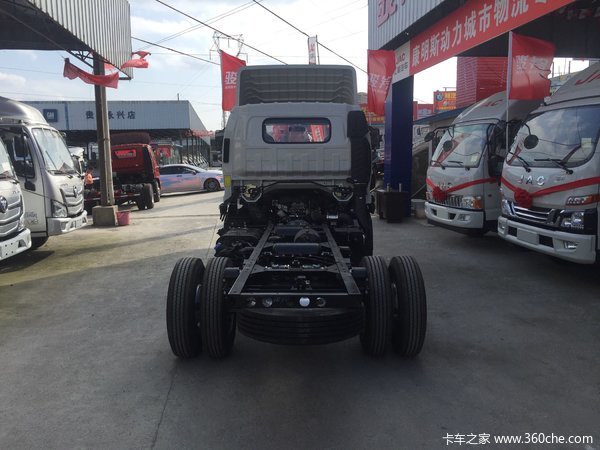 回馈用户 贵阳骏铃V6载货车钜惠0.2万元