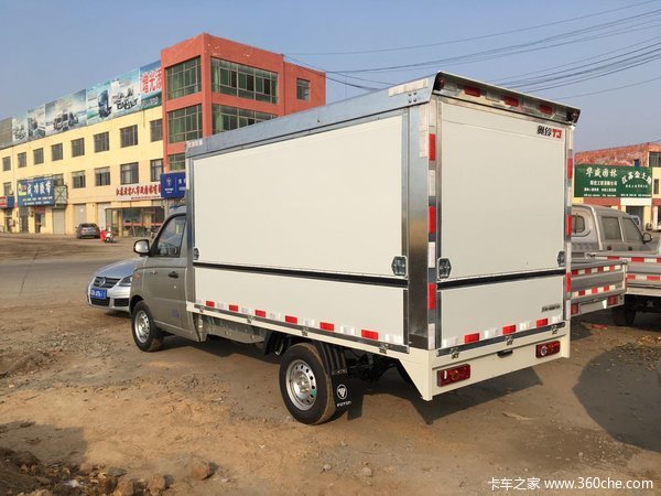 1米单排厢式微卡 发动机型号 东安dam15r 马力 112 排放标准 国五/欧