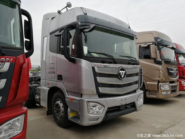 9万元 信阳欧曼est牵引车促销中