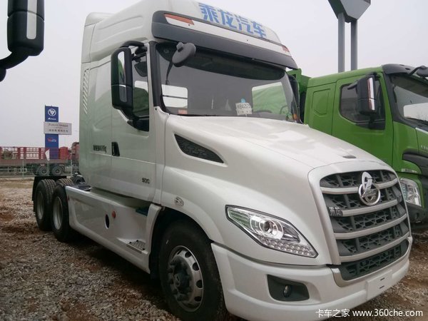 30万2年免息，惠购乘龙T7！