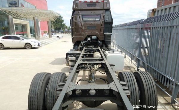 直降0.35万 沈阳解放J6M底盘载货车促销