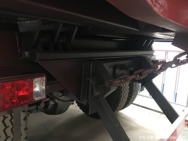 仅限3台 重庆豪瀚J5G自卸车直降0.5万元