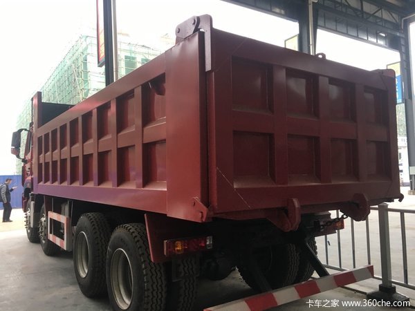 仅限3台 重庆豪瀚J5G自卸车直降0.5万元
