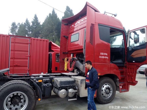 达州远驰汽贸 福田EST牵引车成功交付