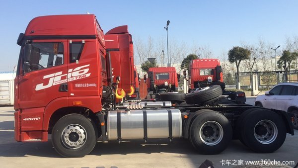 年底钜惠 盐城解放JH6牵引车仅售32万