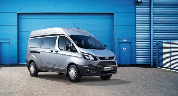 福特全顺6座2021款商务短轴 cc3c5afa7e5f4bfcb341eac571617098.jpg_600xx.jpg