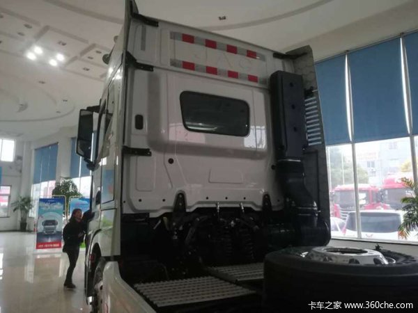 新车到店 上海格尔发K7牵引车售44万起