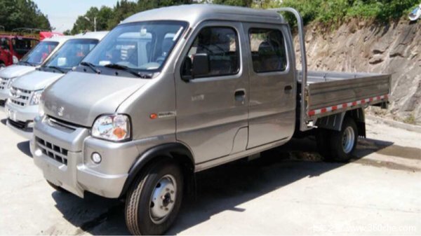 回馈用户 南充瑞宝载货车钜惠0.6万元