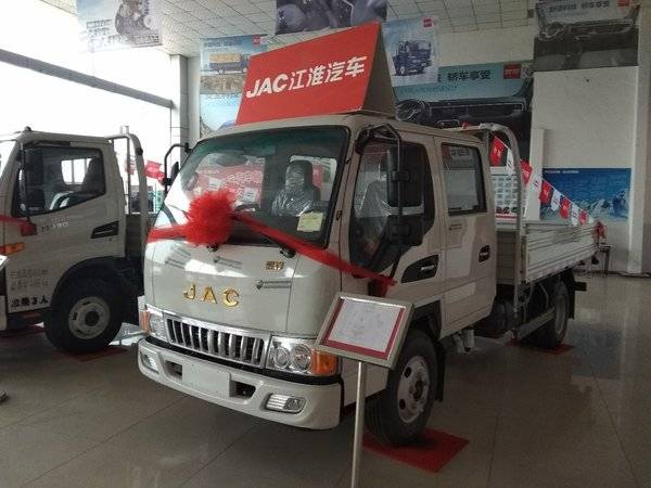 2米双排栏板轻卡  详情表 车型名称 江淮 骏铃e3 120马力 3.