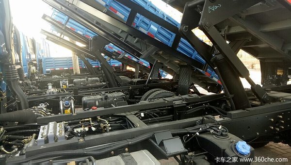 购买奥驰X3送VIP贵宾卡