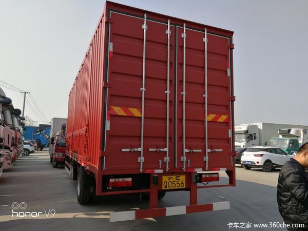 直降6千上海东风多利卡D9火热抢购中