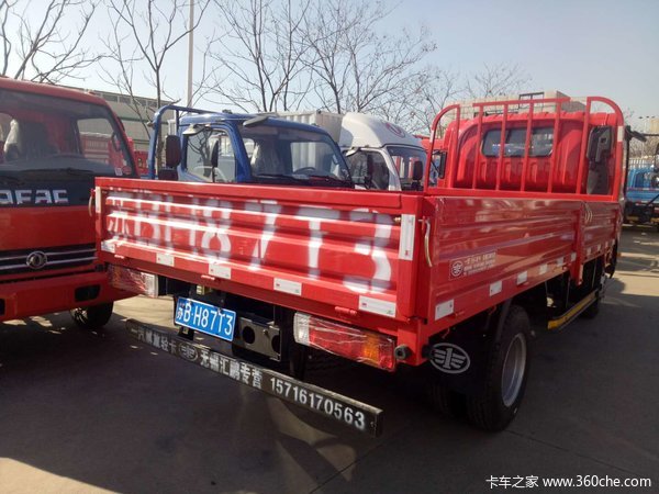 一汽解放J6F轻卡今日交车
