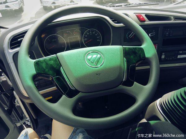 新车到店 欧马可S5火热促销中