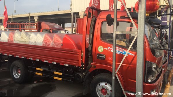 直降0.7万 济南志达海成多利卡D6促销中