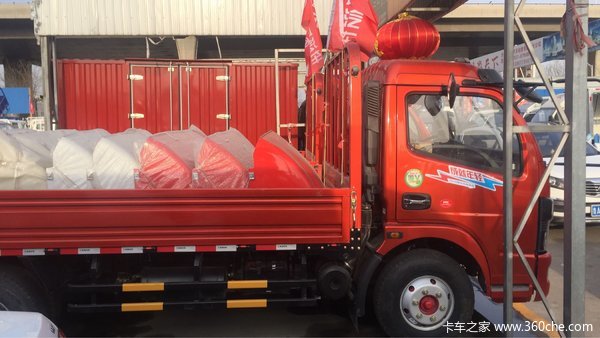 直降0.7万 济南志达海成多利卡D6促销中