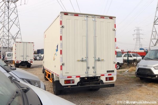 阳江江铃宽体轻卡4000抵10000