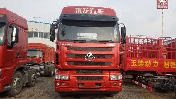 回馈用户 商丘乘龙M7牵引车限时钜惠2万