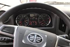 解放虎V5.4米排半仓栏到店