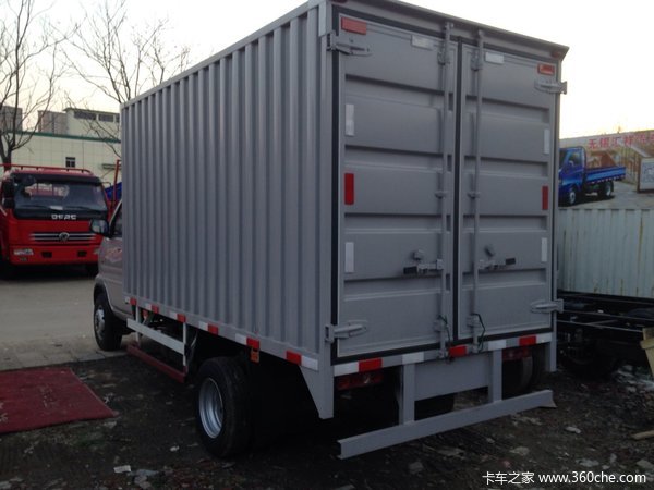 仅售5.18万 无锡东风小霸王厢车抢购中