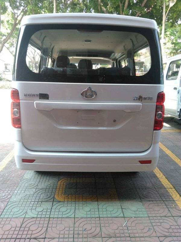 长安睿行s50v 7座 限时促销