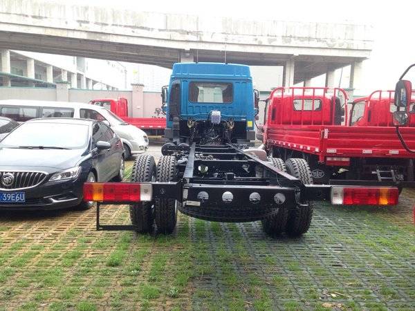 仅售12.75万 苏州一汽解放麟V底盘促销