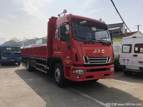 江淮大v9宽体6米8