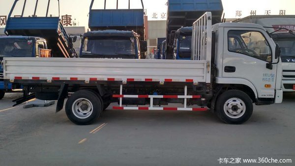 两台上骏X300整车直降8000促销