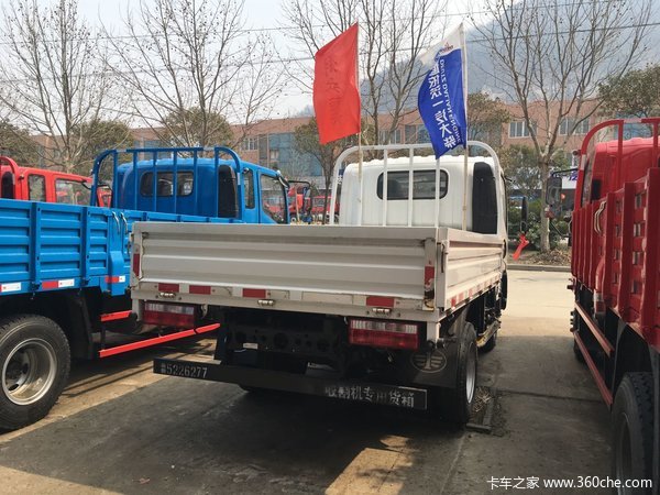 处理库存 连云港虎V载货车直降0.7万元