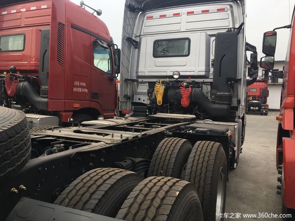 直降0.3万元 宁波欧曼EST牵引车促销中