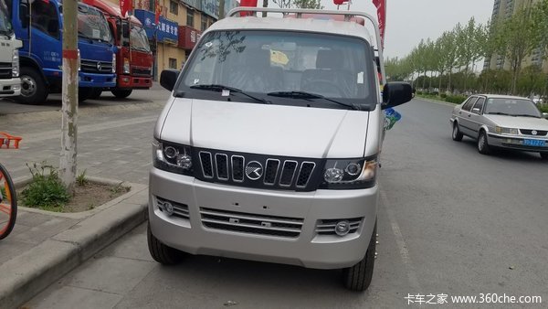 让利促销新乡W01载货车现售3.99万元