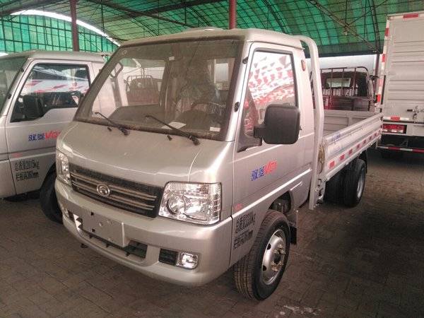 4万元  福田时代 驭菱vq1 1.2l 86马力 汽油 2.