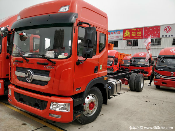 2018款D9新车到店