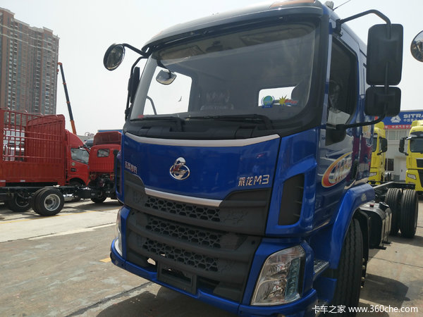 新乘龙M3六缸机促销直降近12000