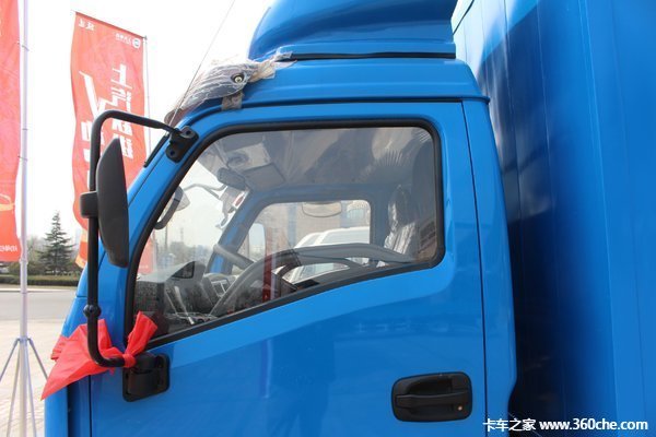 仅售8.18万元 海口上骏X载货车促销中