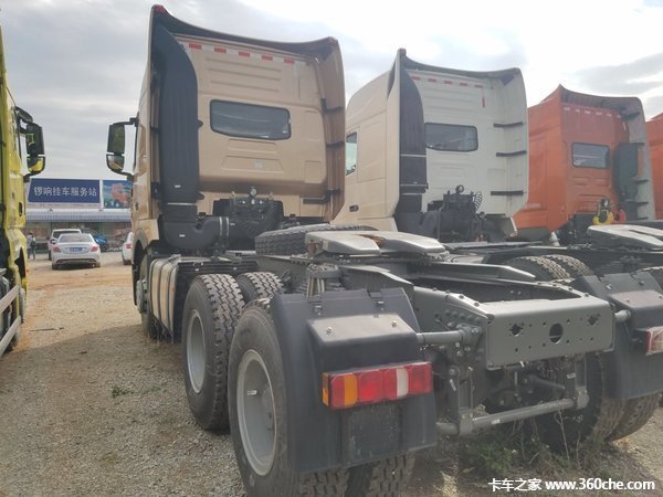 重磅 柳州重汽HOWO T7H牵引车钜惠1万元