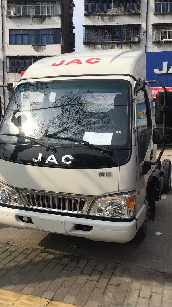 85米排半栏板轻卡  详情表 车型名称 江淮 康铃h3窄体 95马力 3.