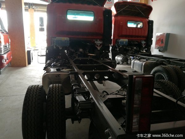 直降0.92万元 衡阳王牌7系载货车促销中