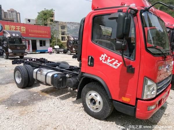 交车大吉 河池解放虎VH轻卡车成功交付