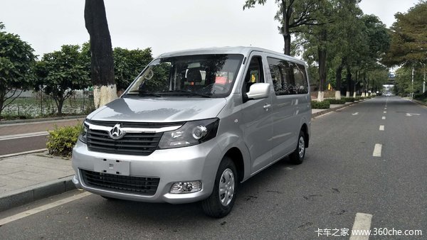 長安睿行m70是時尚商務輕客的車型