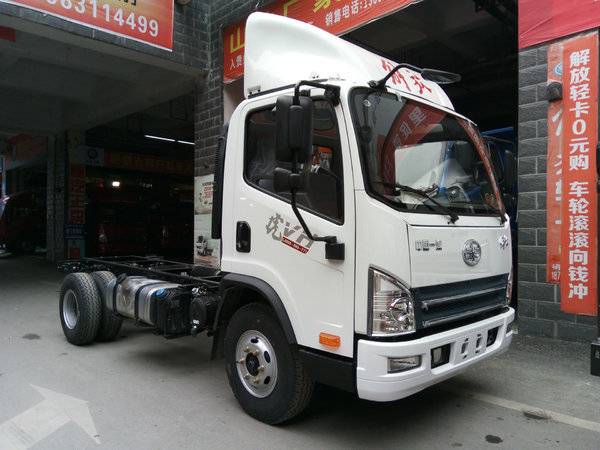 新车到店 >遵义轻卡,一汽解放两台单排虎vh到店  解放 虎vh 130马力