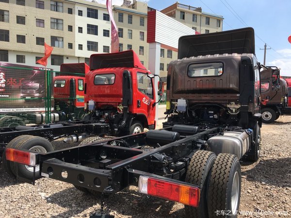 限量一台促销 曲靖虎V载货车仅售11.5万